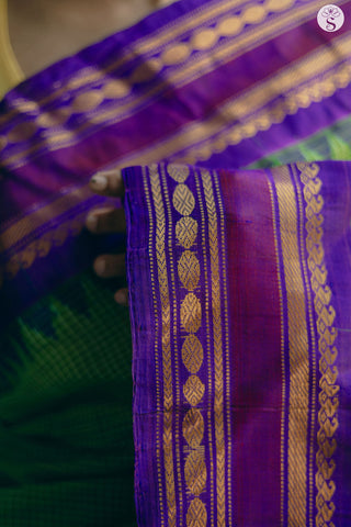 Kuttu Gadwal Saree - Cotton - Parrot Green with Purple pattu border