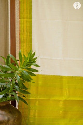 Kuttu Gadwal - Cotton - White with Light Green pattu border