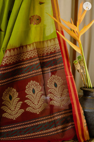 Cotton Saree - Green with a broad Orange and Red border